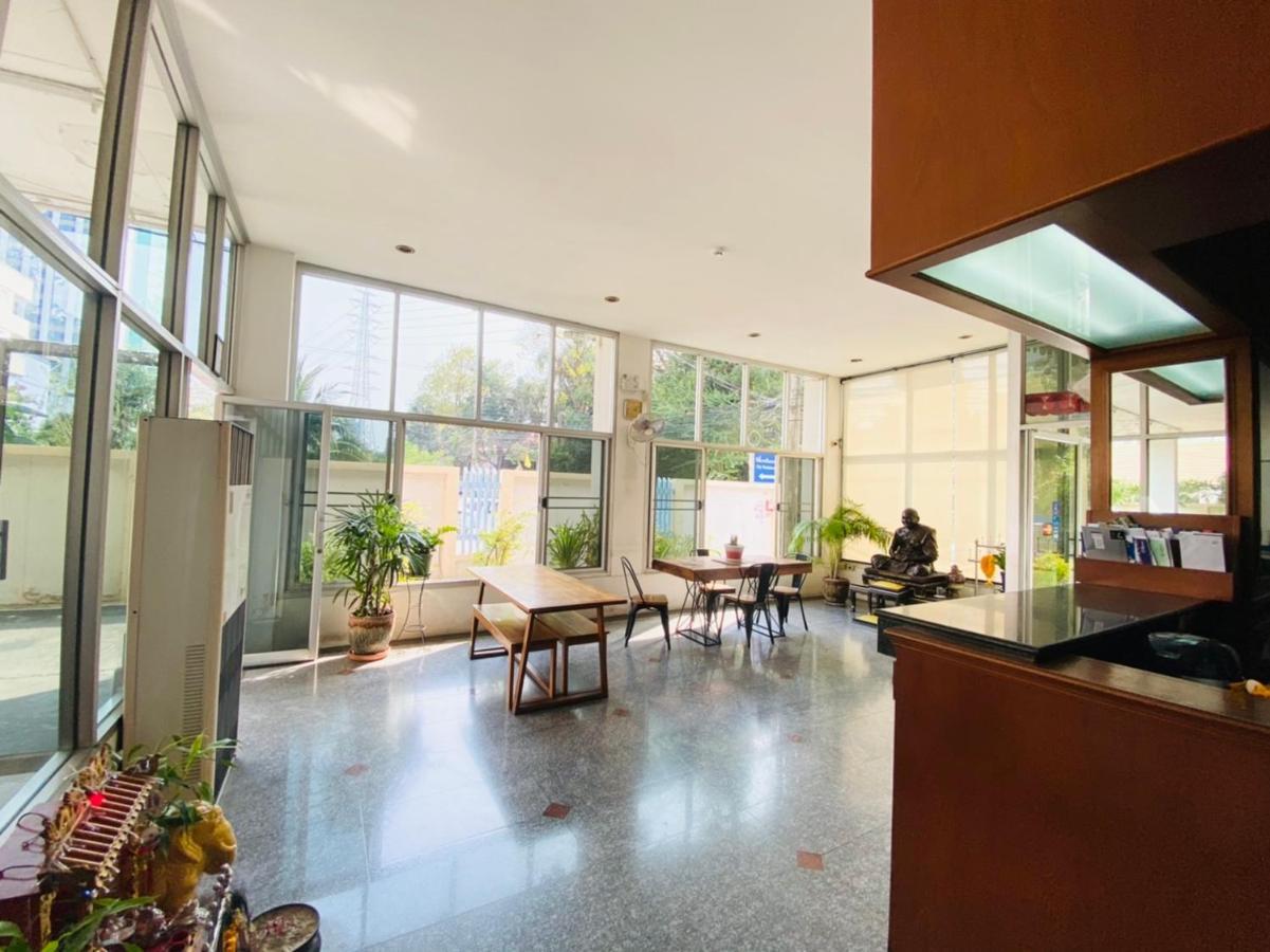 होटल के अलावा City Residence 2*